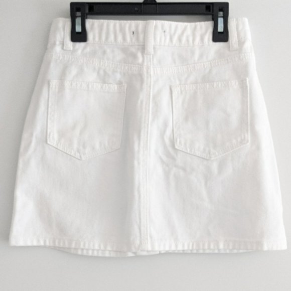 Forever 21  Denim buttoned mini skirt - Picture 2 of 11